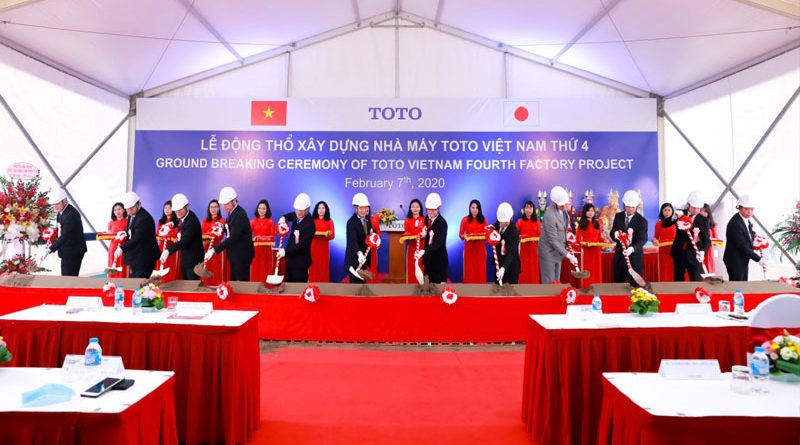 Tổ chức lễ khởi công xây dựng nhà máy TOTO Việt Nam